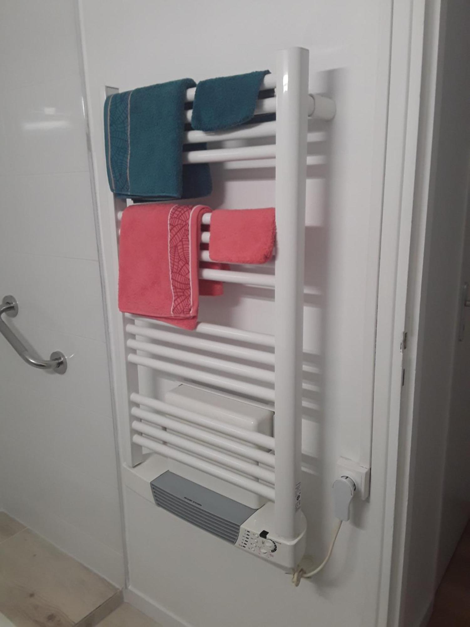 Le Cypres - Appartement Ideal Pour Vos Vacances Ou Vos Deplacements Professionnels A Beziers Bagian luar foto