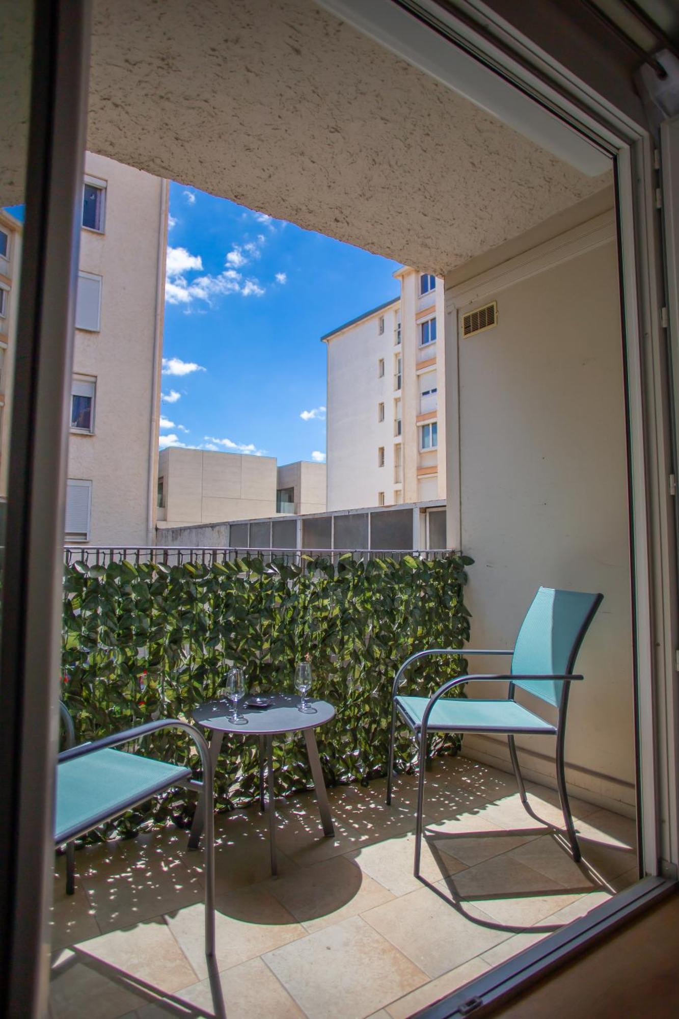 Le Cypres - Appartement Ideal Pour Vos Vacances Ou Vos Deplacements Professionnels A Beziers Bagian luar foto